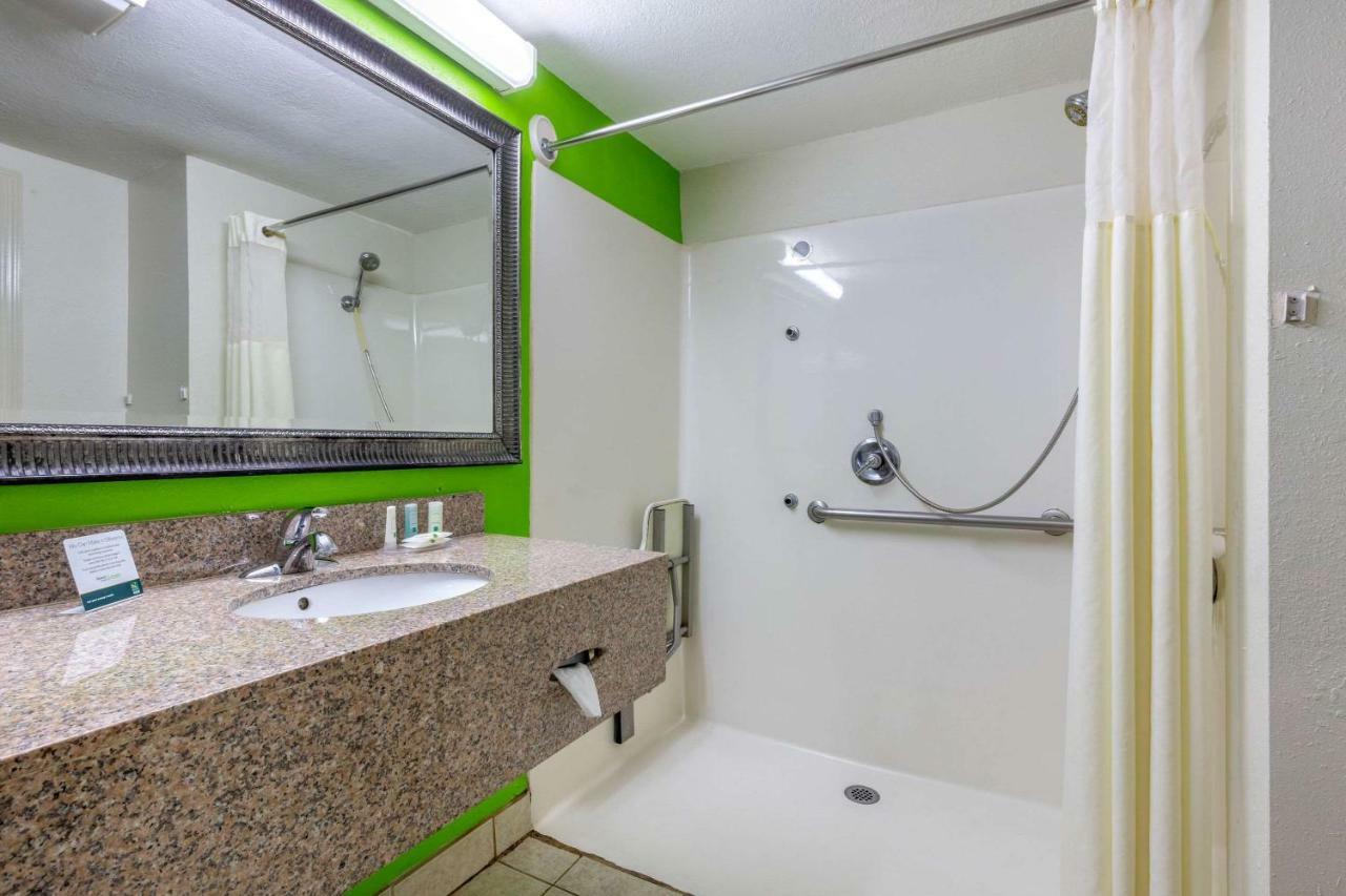 Quality Inn Auburn Campus Area I-85 Zewnętrze zdjęcie
