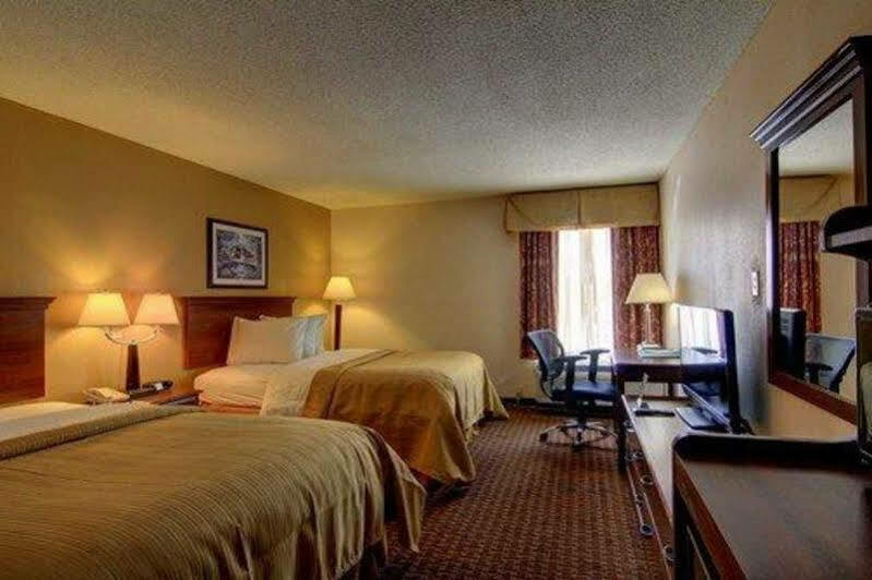 Quality Inn Auburn Campus Area I-85 Zewnętrze zdjęcie